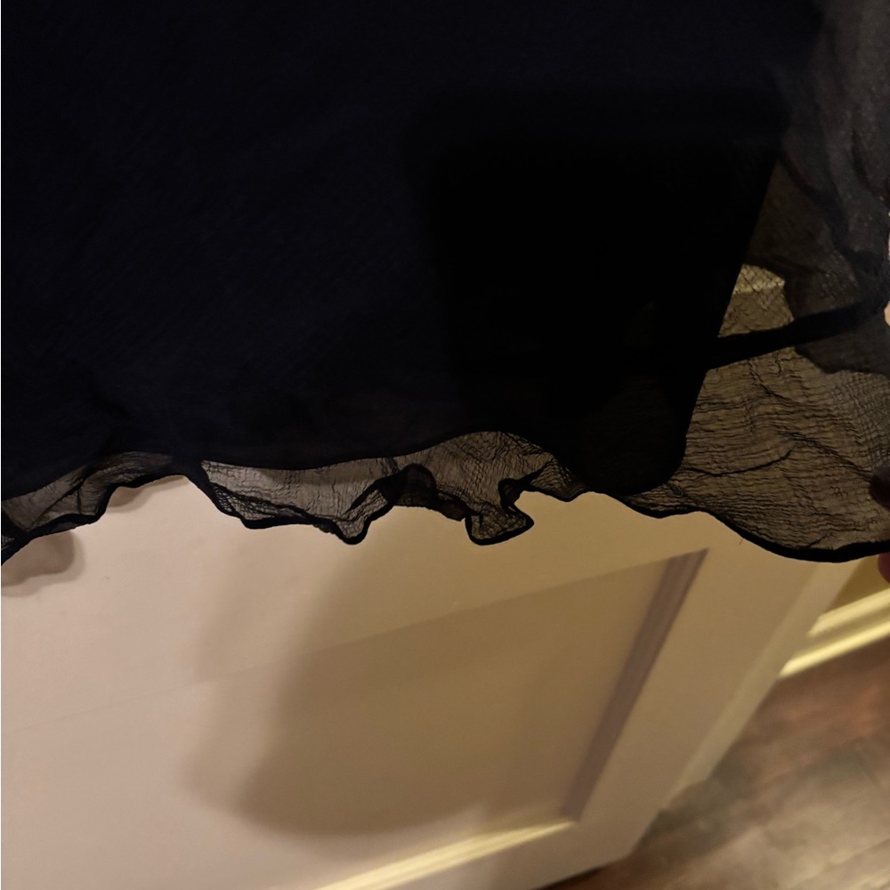 Isaac Mizrahi Black Ruffled Sleeveless Blouse - Picture 4 of 4